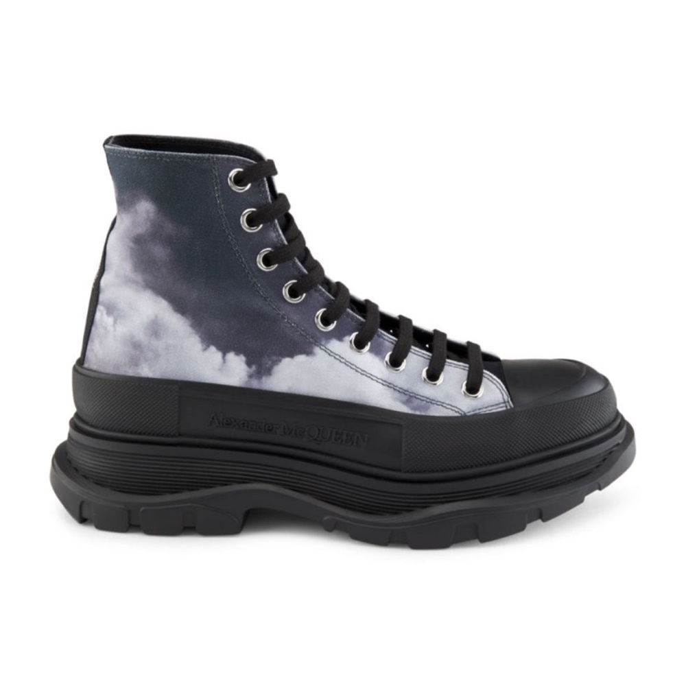 Alexander McQueen Unisex Black and Gray High-Top Sneakers - Picture 3 of 12